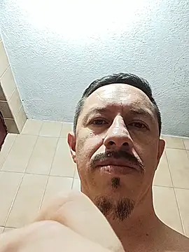Chatroom XXX en direct de RokyVergao