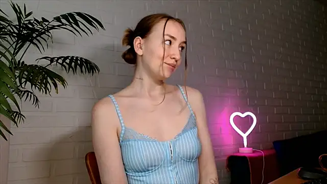 WhitePrincessLuna Adlı Modelin Canlı XXX Sohbeti