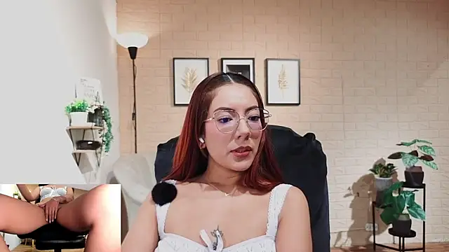 MissOffice_ Chat XXX in diretta