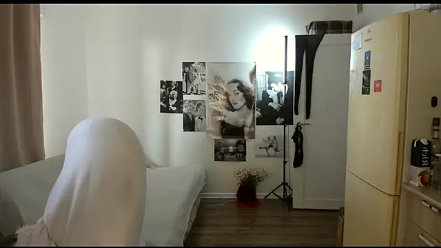 Chat XXX en directo de Monica_star89