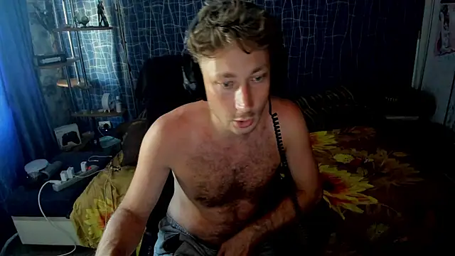 XXX chat uživo modela CuteBoy228