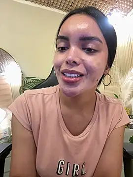 XXX chat uživo modela TS-SimplyTheBest