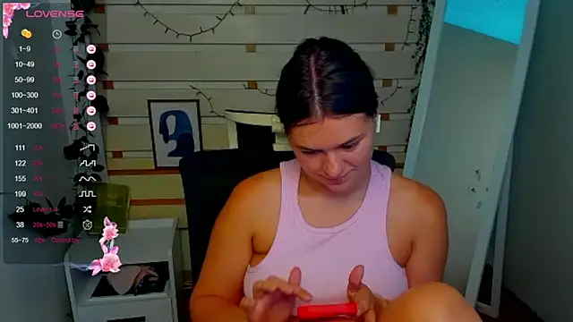 Chat XXX en directo de Josephine_Kiss