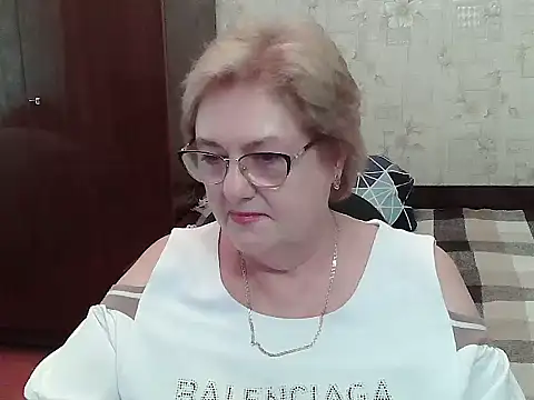 Chat +18 de Renata62011 ao vivo