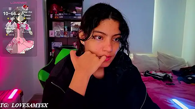 Lovelyamyy's Live XXX Chat