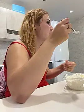 AdelRich Adlı Modelin Canlı XXX Sohbeti
