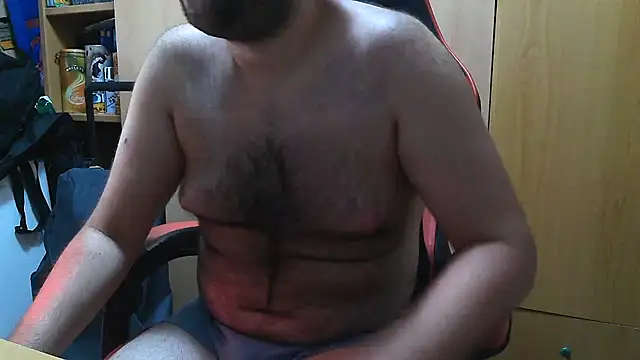 Javier_bear Live XXX Chat