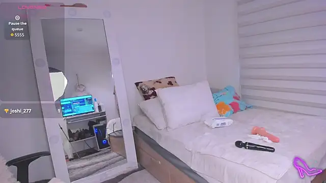 SharonVelvet's Live XXX Chat