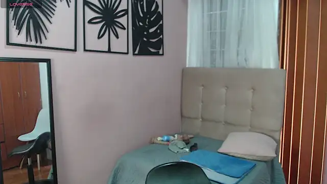 Chatroom XXX en direct de amara_rousse1