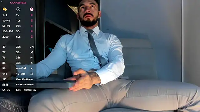 Онлайн чат XXX MarkWalker__