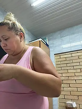 Chat XXX en directo de SabinaSweety