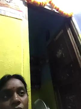 Priyasexcpl's Live XXX Chat