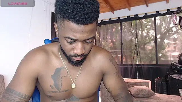 Drake_Nassir4 Adlı Modelin Canlı XXX Sohbeti