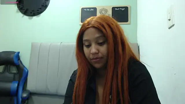 Kitty_summer Chat XXX live