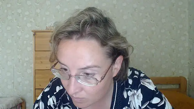 Chat +18 de Smart_Rose ao vivo