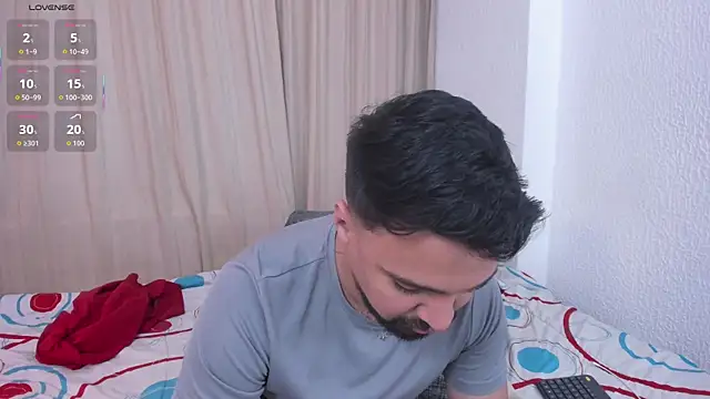 Chat XXX en directo de max_ed