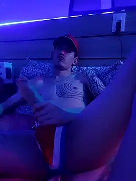cheekyboyx 网络视讯表演