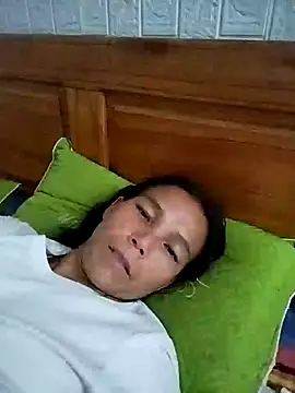 Jadi_M's Live XXX Chat