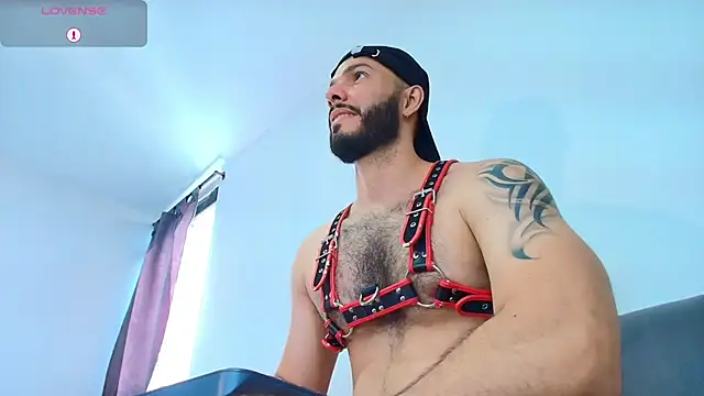 tommel_bailey Adlı Modelin Canlı XXX Sohbeti