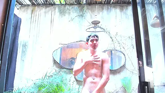AxelStong's Live XXX Chat