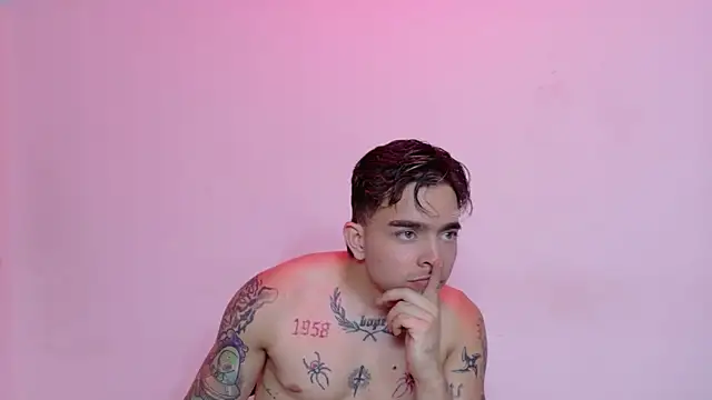 AliceandMax's Live XXX Chat