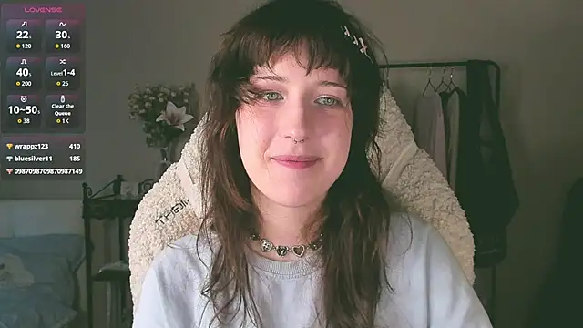 Онлайн чат XXX sheeny_shy