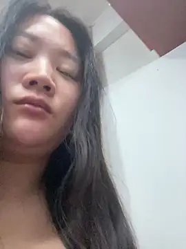 Luckysisi-s live XXX chat