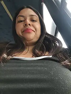 Chatroom XXX en direct de velen_09