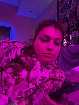 UrHellBri-L Live XXX-Chat