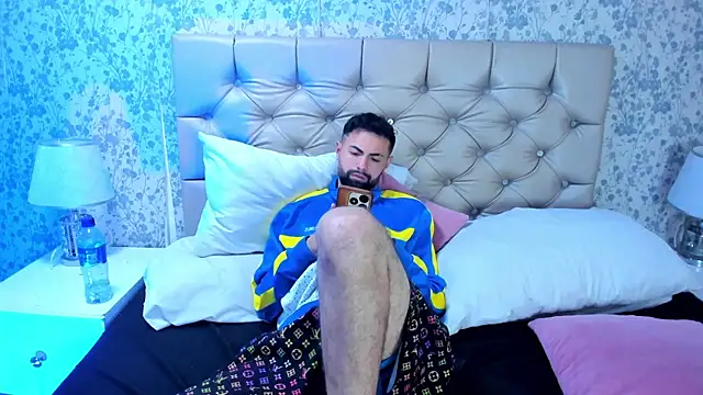 AndrewCrooss লাইভ XXX চ্যাট