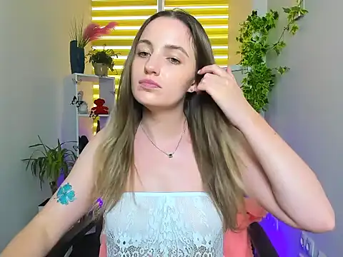 Mila-moon XXX чат на живо