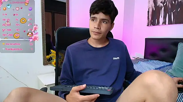 Jacob5_ Live XXX Chat