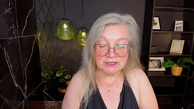 NataliMellow's Live XXX Chat