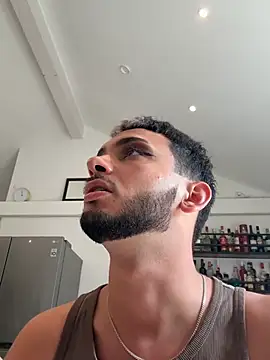 Gipsyboysteve Chat XXX in diretta
