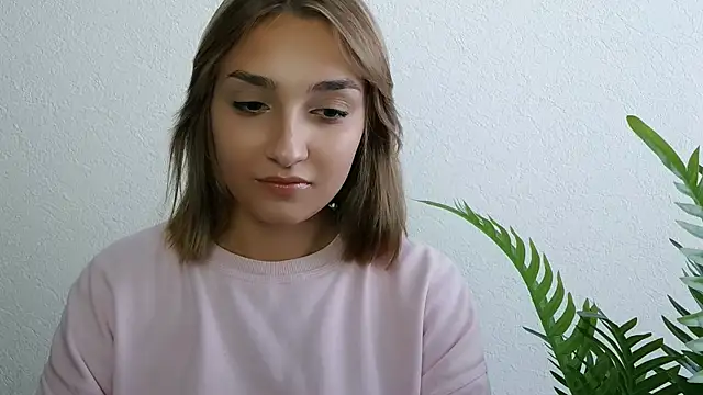veryshygirl Chat XXX live