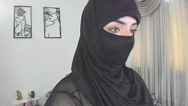 Uzra_hayedのライブXXXチャット