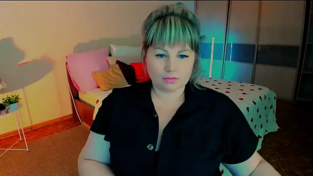 CrystaalStaar Chat XXX live