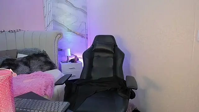 EmmaStonns Chat XXX live