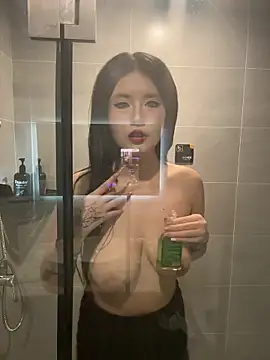 Huey11 即時 XXX 聊天