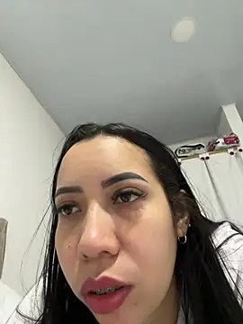 Sweet_hot_mia's Webcam Show