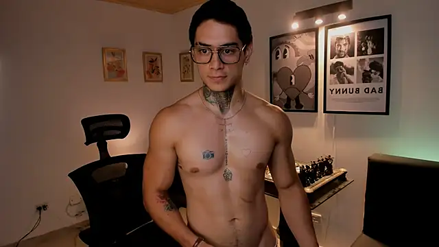 Simon_cortes live XXX chat