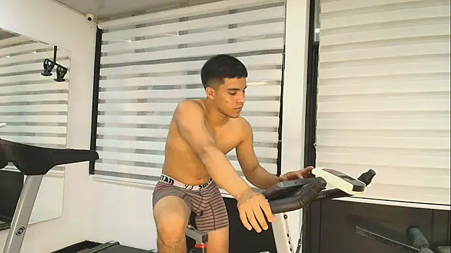 Chat XXX ao vivo de matteo_x_
