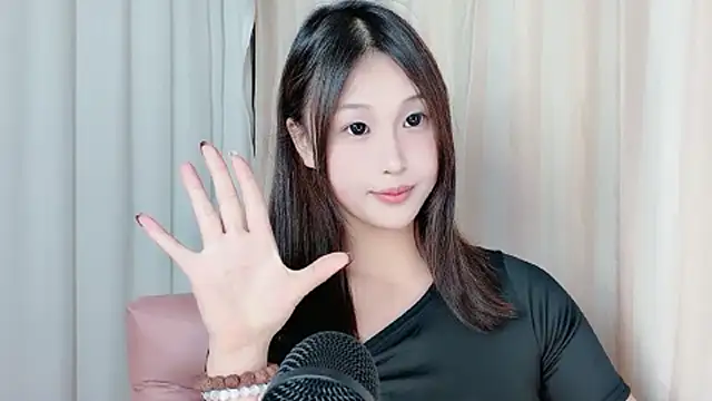 xiaolaopo8's Live XXX Chat
