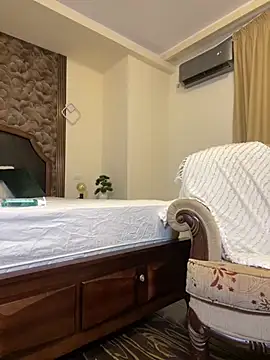 DiorMusse Adlı Modelin Canlı XXX Sohbeti