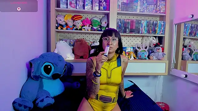צ'אט XXX בשידור חי של Blake_frost