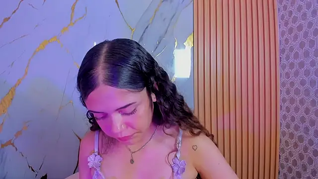 Živý XXX chat Kinkster_Dolls