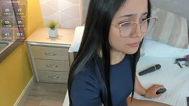 Sammy_Fit_ Adlı Modelin Canlı XXX Sohbeti