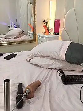 Nahomyrainn Live XXX chat