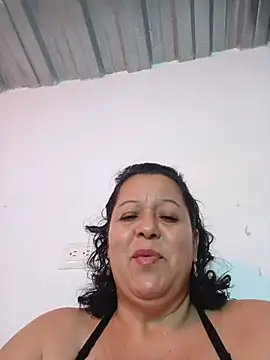 Fulopp15's Live XXX Chat