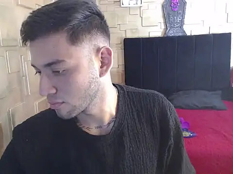 omar202612 Chat XXX live
